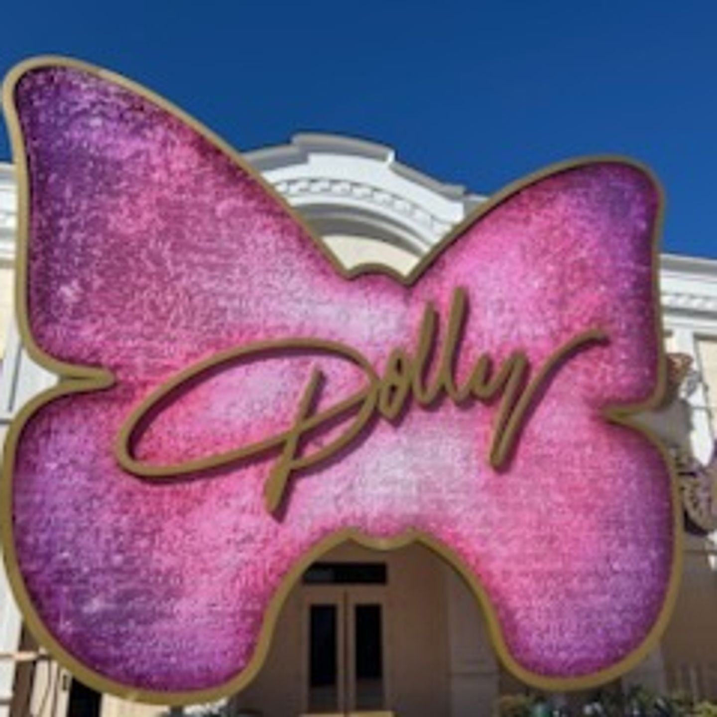 Dollywood Calendar October 2025