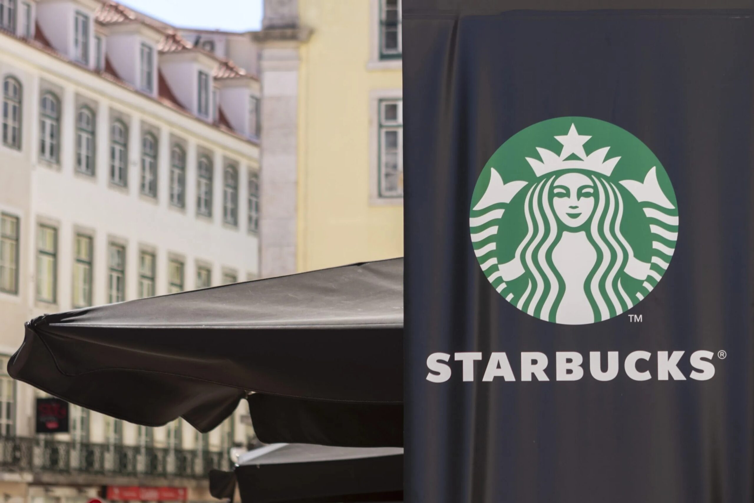 Starbucks Seeks To Slash Million dollar Store Upgrade Costs Fortune